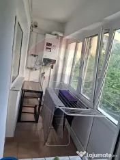 Garsoniera de închiriat la etajul 2 în zona centrala 