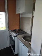 APARTAMENT 3 CAMERE- LIPOVEI- CENTRALA PE GAZ- COMISION 0 