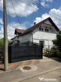 EXCLUSIVITATE | Casă individuală în oraș, la 2 minute d 