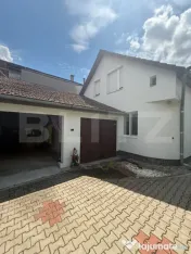EXCLUSIVITATE | Casă individuală în oraș, la 2 minute d 