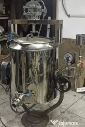 Rezervoare, mixere și reactoare pentru amestecarea și pasteurizarea 