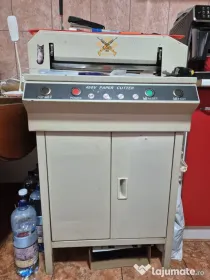 Ghilotina electrica 450v