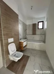 Apartament 2 camere, decomandat - zona Tractorul 
