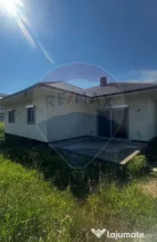 Casă 4 camere | Scheia, Suceava | Semifinisat 