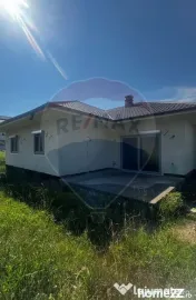 Casă 4 camere | Scheia, Suceava | Semifinisat 