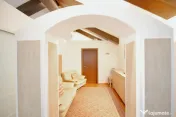 PIPERA OMV-VILA 7 CAMERE, GRADINA SUPERBA, TERASA, GARAJ! 