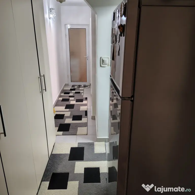 Închiriere în regim hotelier apartament cu 2 camere Mangalia