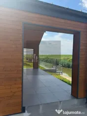 Casa in Snagov -vedere si ponton la lac 