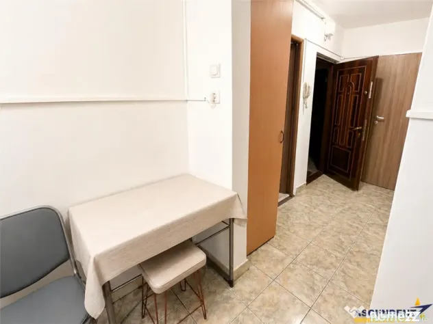 Apartament cu 3 camere, izolat termic, Dambu Pietros, Targu