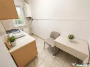 Apartament cu 3 camere, izolat termic, Dambu Pietros, Targu 