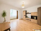 Apartament cu 3 camere, izolat termic, Dambu Pietros, Targu
