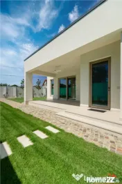 Casa 2026 parter, str Vrancei,construita ''corect'', 400 te 