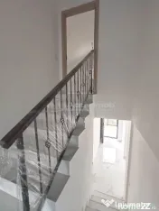 - Casa Individuala - 2 Dormitoare la Parter Mansarda -