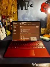 Microsoft Surface Pro 11 (Snapdragon X Elite) + Tastatură Alcantara și Pen 2 