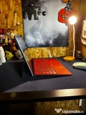 Microsoft Surface Pro 11 (Snapdragon X Elite) + Tastatură Alcantara și Pen 2 