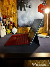 Microsoft Surface Pro 11 (Snapdragon X Elite) + Tastatură Alcantara și Pen 2 