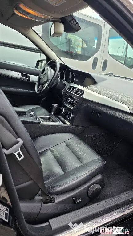 MERCEDES-BENZ C-Class 2011 — imagine 7