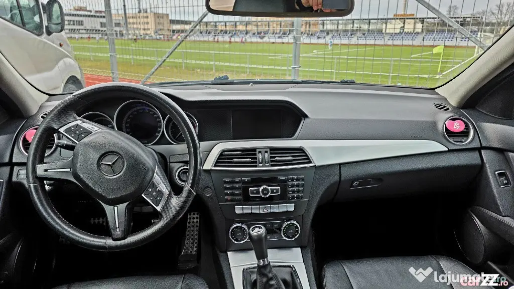 MERCEDES-BENZ C-Class 2011 — imagine 8