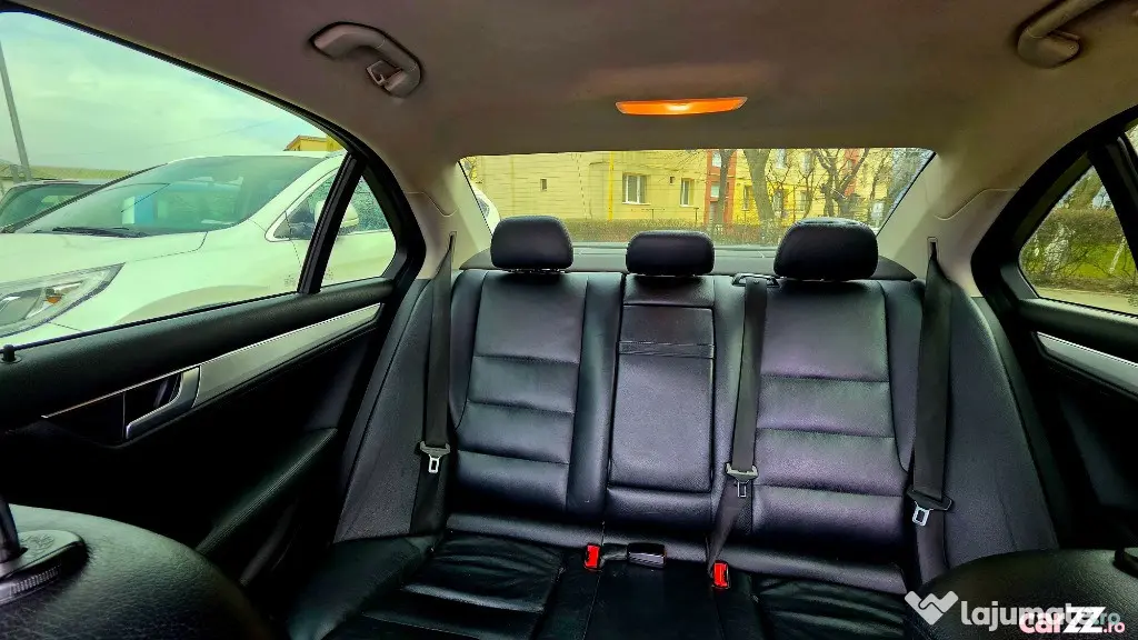 MERCEDES-BENZ C-Class 2011 — imagine 11