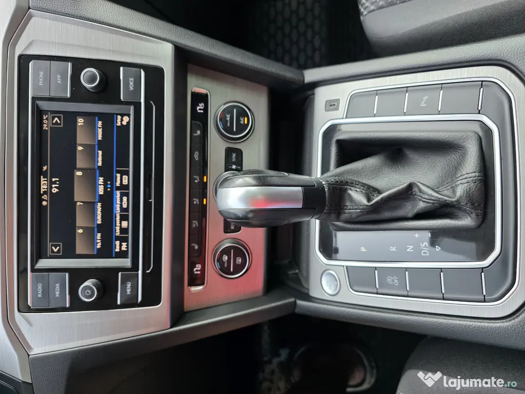 VOLKSWAGEN Passat 2020