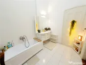 ULTRACENTRAL - 3 CAMERE - SPATIOS - CENTRALA/AC - RENOVAT - 