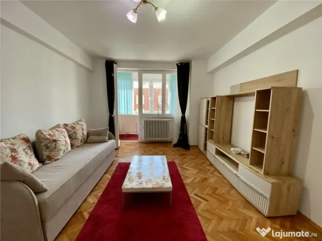 ULTRACENTRAL - 2 CAMERE - LIFT - RENOVAT