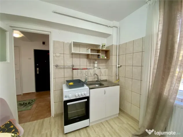 ULTRACENTRAL - 2 CAMERE - LIFT - RENOVAT