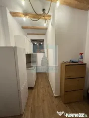 Garsonieră cochetă de închiriat în Schei