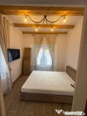 Garsonieră cochetă de închiriat în Schei