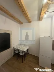 Garsonieră cochetă de închiriat în Schei