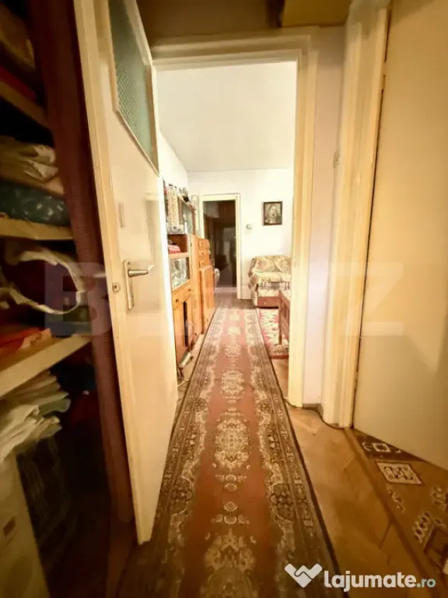 Apartament cu 2 camere de vânzare – Brașovul Vechi