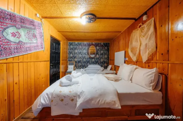 Pensiune de vânzare, Corbșori (Poenari)| potențial rea...