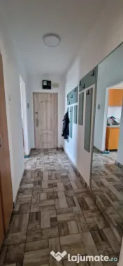 Apartament 3 camere, 69 mp, zona Piață Gării 