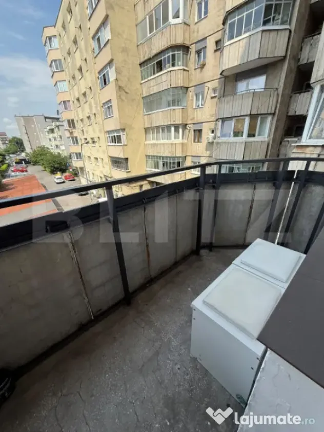 Apartament 3 Camere, Nemobilat | Decomandat, 2 Băi | zona K