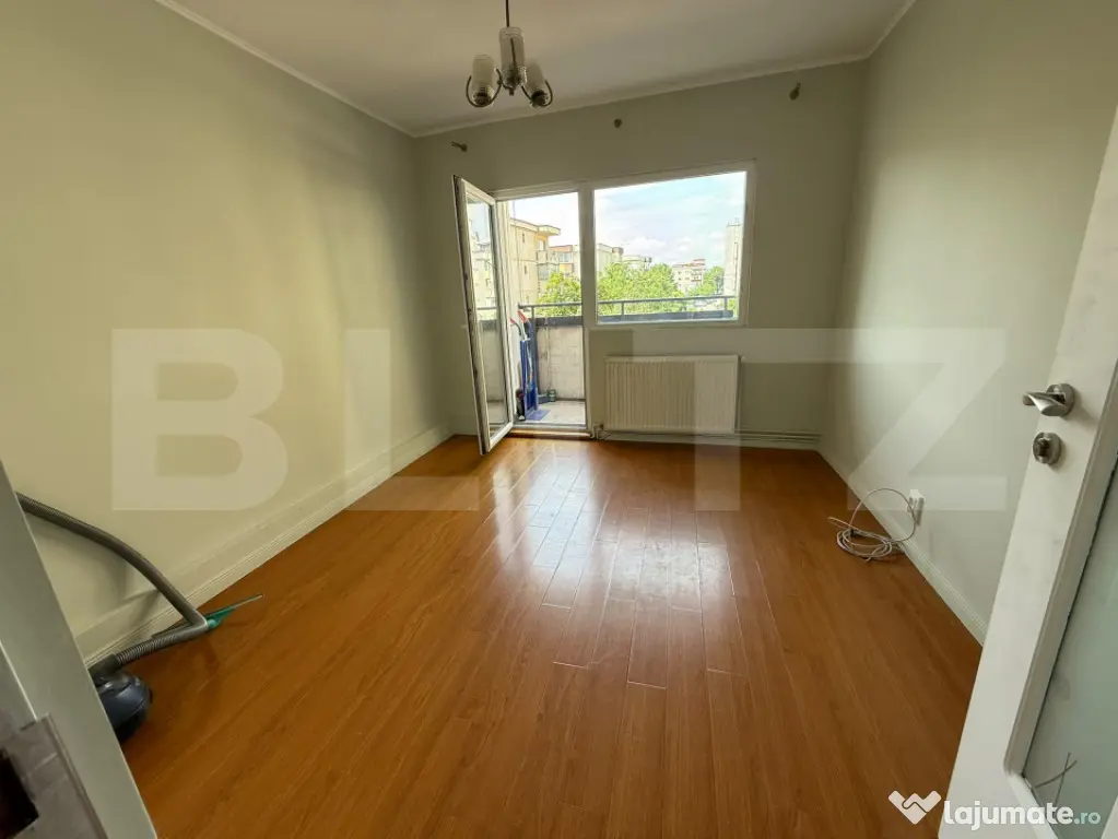 Apartament 3 Camere, Nemobilat | Decomandat, 2 Băi | zona K
