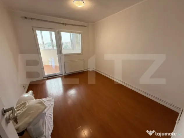 Apartament 3 Camere, Nemobilat | Decomandat, 2 Băi | zona K