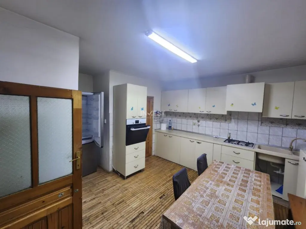 CASA INDIVIDUALA, 135 MP UTILI, PODUL DE FIER