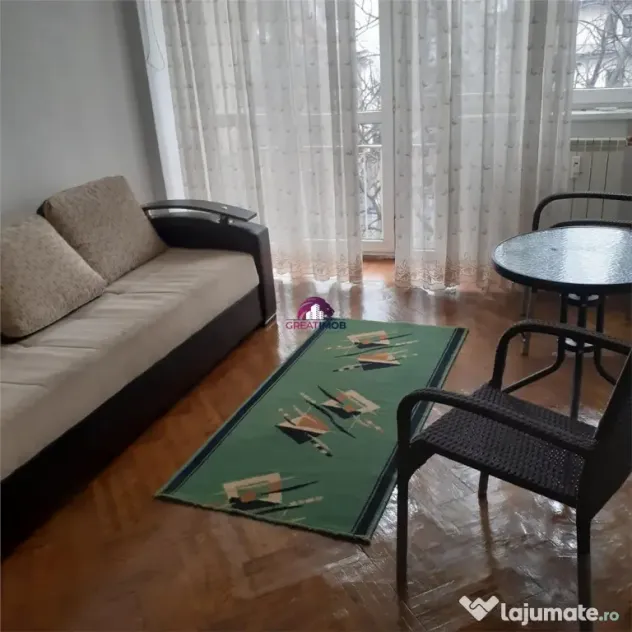2 camere Universitate