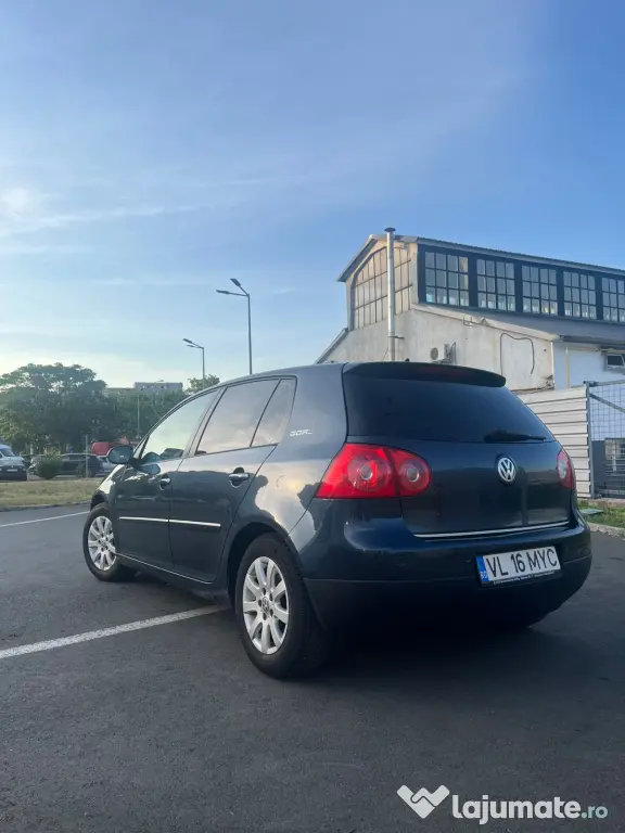 Volkswagen Golf 5 2006 1.4benzina 80CP