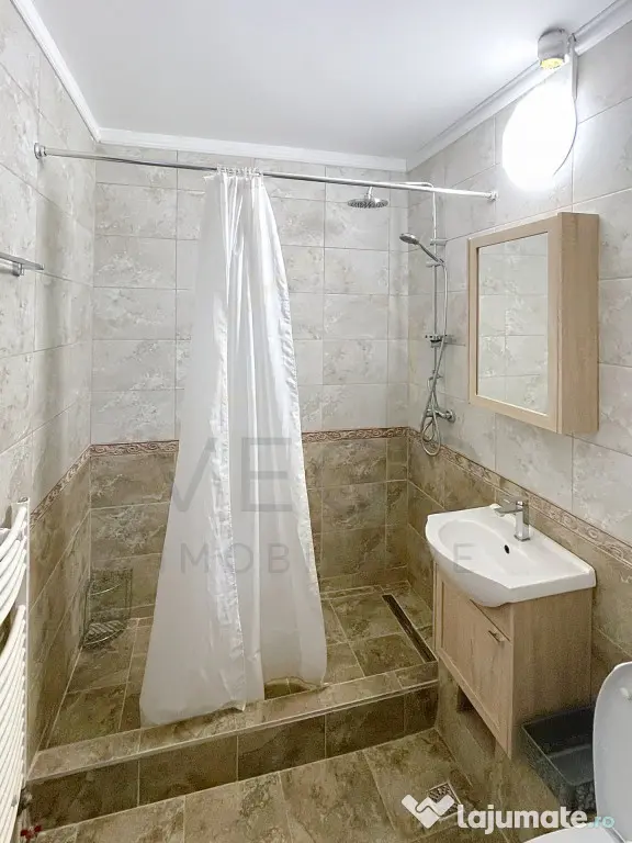 3 camere, decomandat, 65 mp, situat in zona Big Manastur