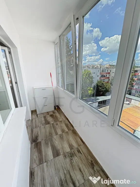 3 camere, decomandat, 65 mp, situat in zona Big Manastur