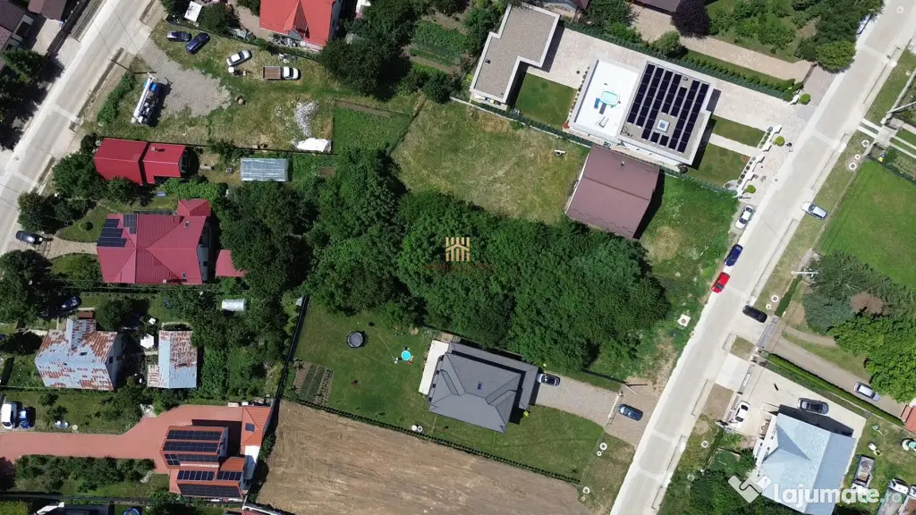 Teren Intravilan 1000 mp De Scheia Suceava