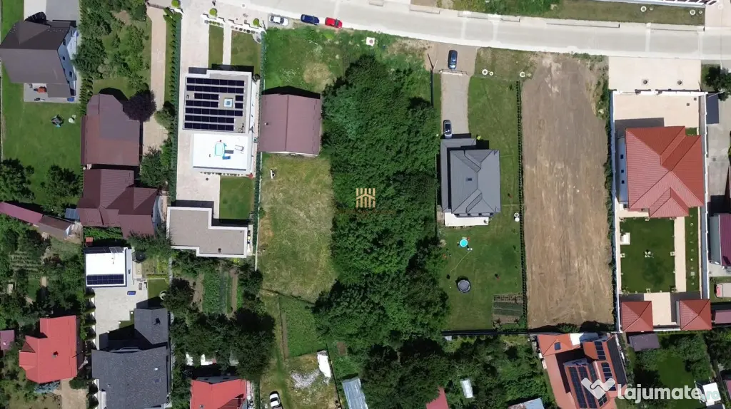 Teren Intravilan 1000 mp De Scheia Suceava