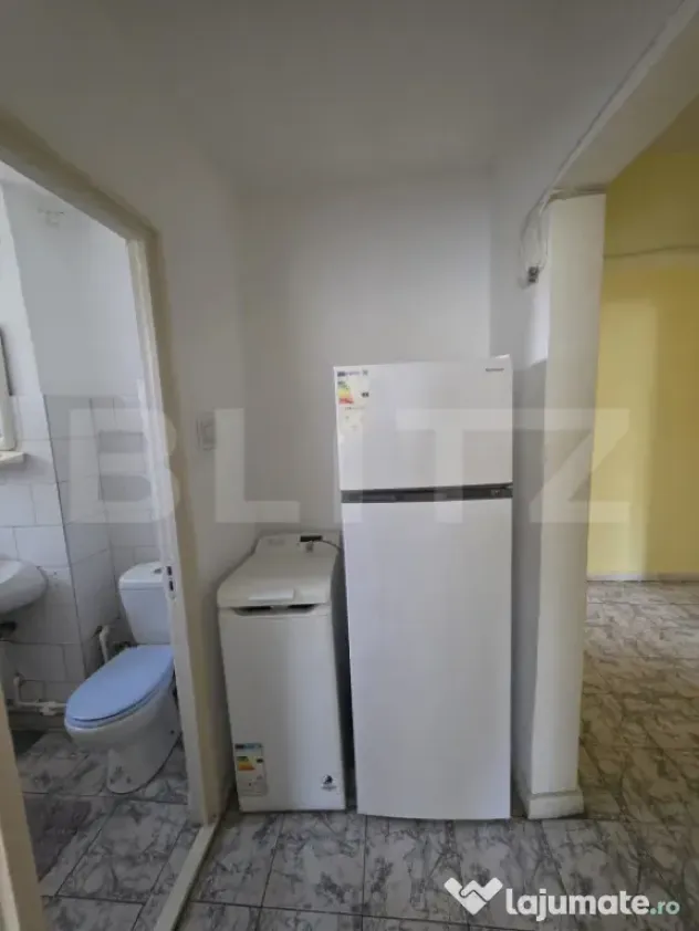 Apartament 3 camere , decomandat ,64 m2, zona Piata Centrala