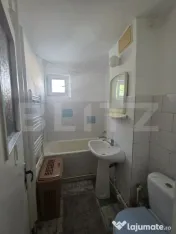 Apartament 3 camere , decomandat ,64 m2, zona Piata Centrala