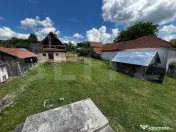 Casă tradițională, teren 2.043 mp zona Aghiresu 