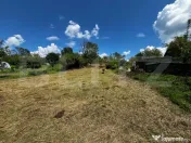 Casă tradițională, teren 2.043 mp zona Aghiresu 