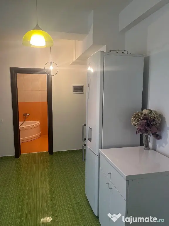 Proprietar ofer spre inchiriere spatiu comercial Militari Residence