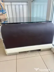Coltar de piele cu masa si perne 