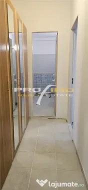 OPORTUNITATE - Apartament 2 camere, su.53mp. Parcare privata